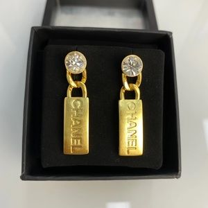 Chanel 18k Gold Bar Earrings